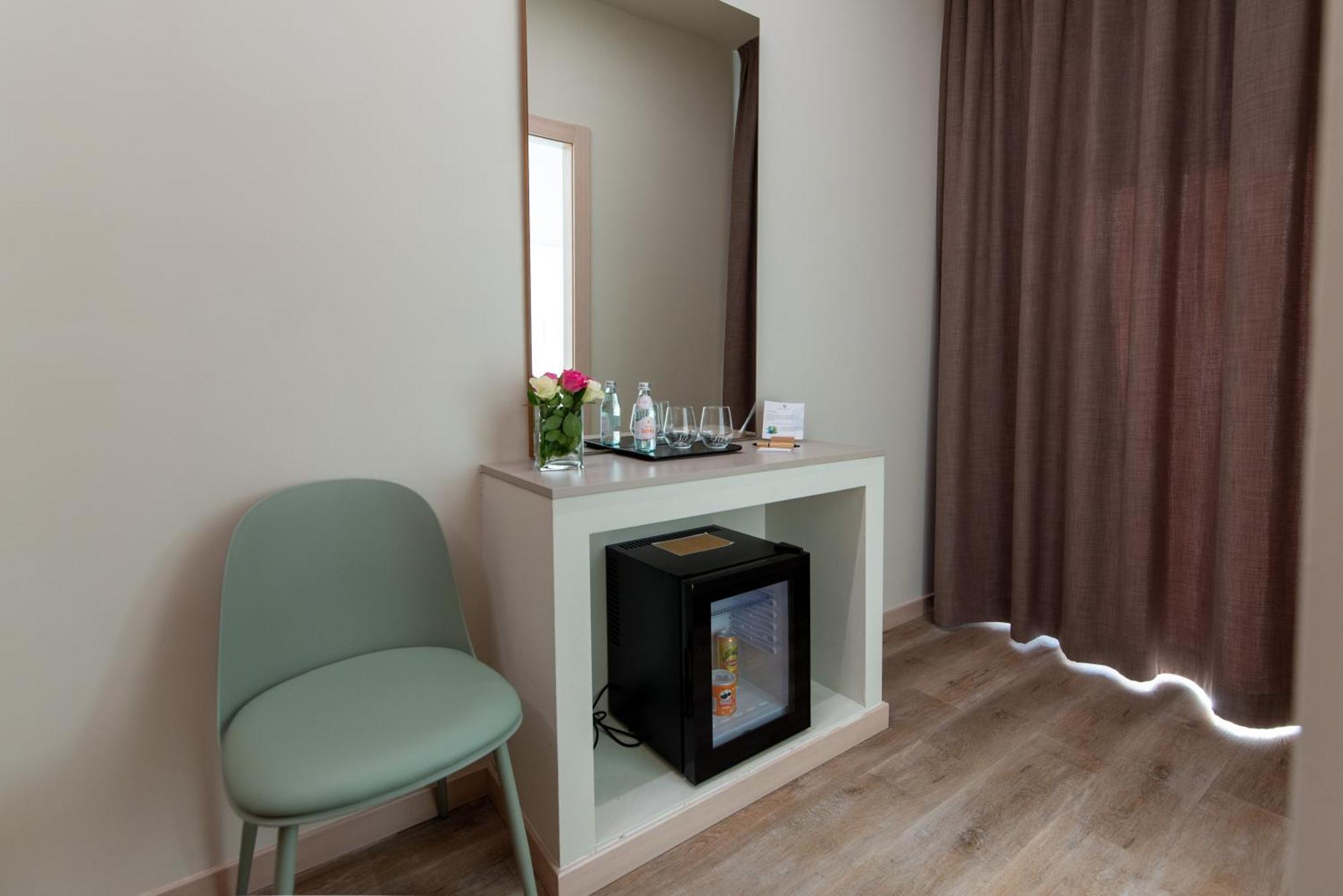 Ile Hotel Пескьера-дель-Гарда Экстерьер фото