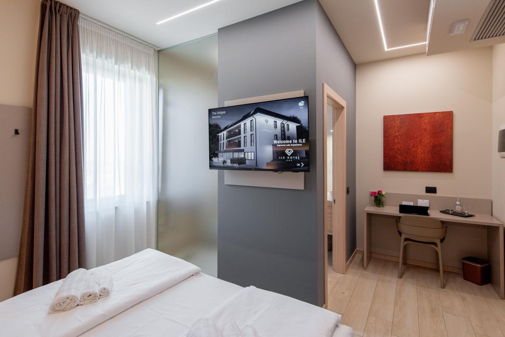 Ile Hotel Пескьера-дель-Гарда Экстерьер фото